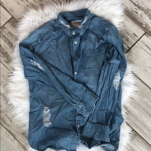 Chambray distressed top